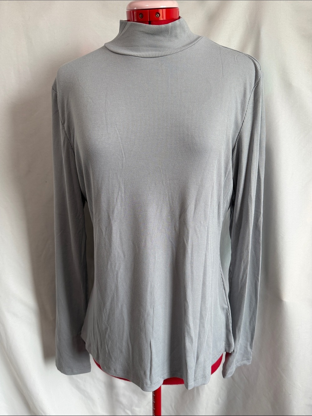 Light Gray Ribbed Mock Neck Long-Sleeve Top - Women